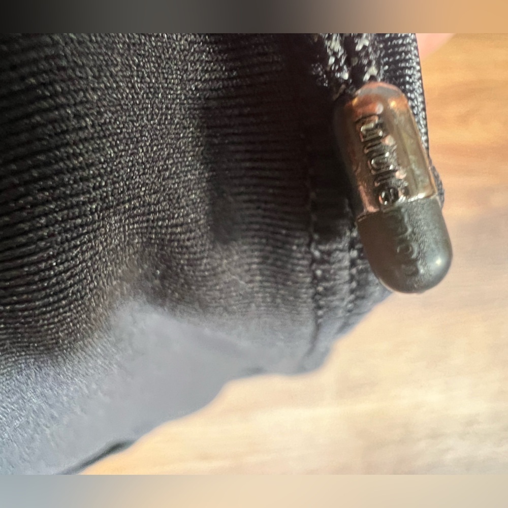 Lululemon Athletica Black Capris womens size - Picture 6 of 7